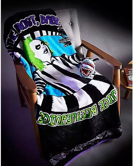 Reversible Beetlejuice Fleece Blanket - Image 5